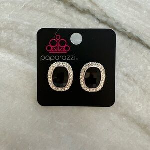 Women's jewelry